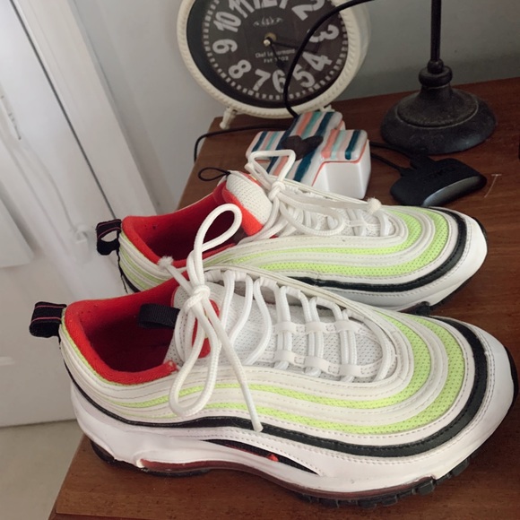 Nike Airmax 97s - Picture 2 of 5